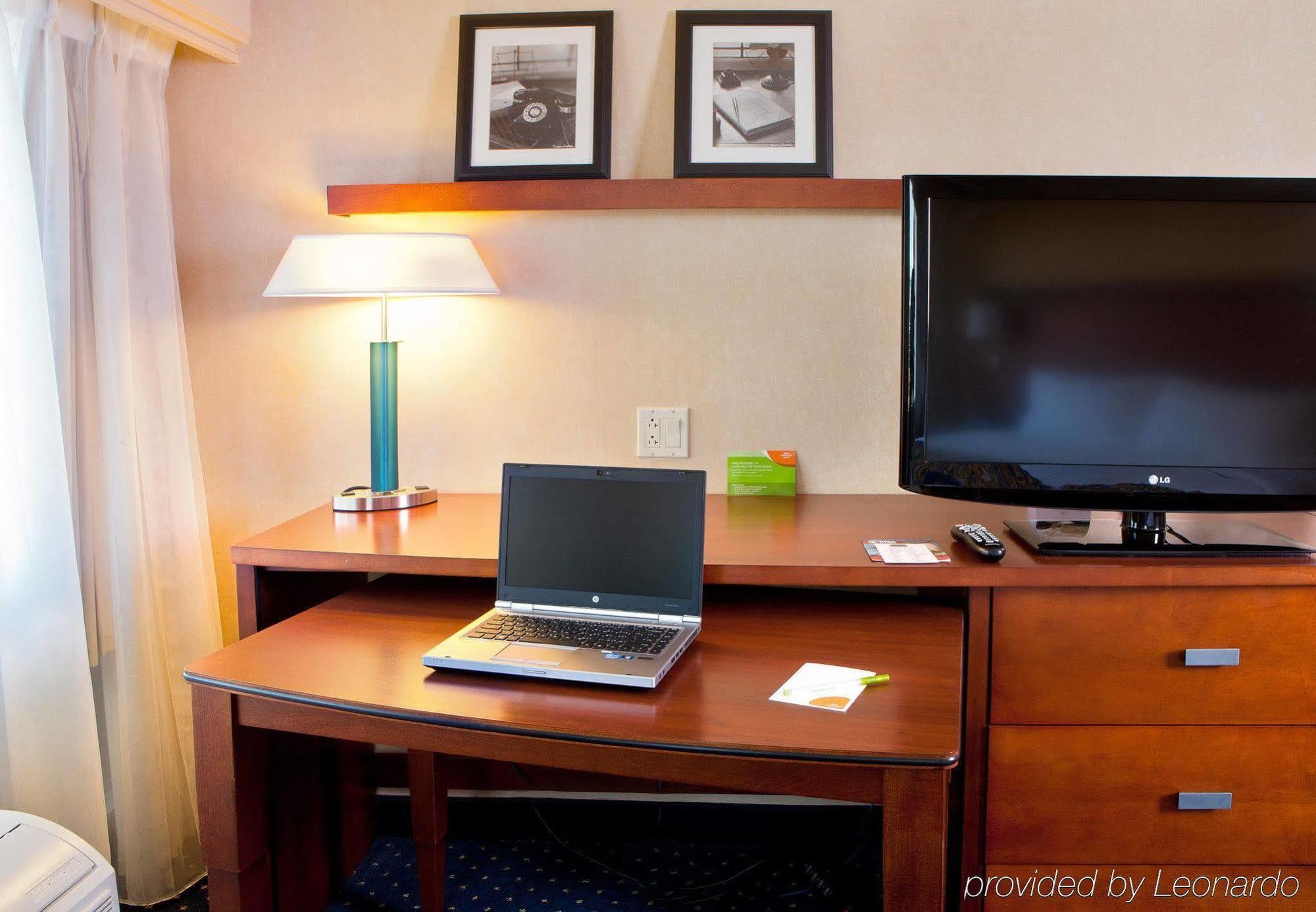 Courtyard By Marriott Fort Smith Downtown Chambre photo